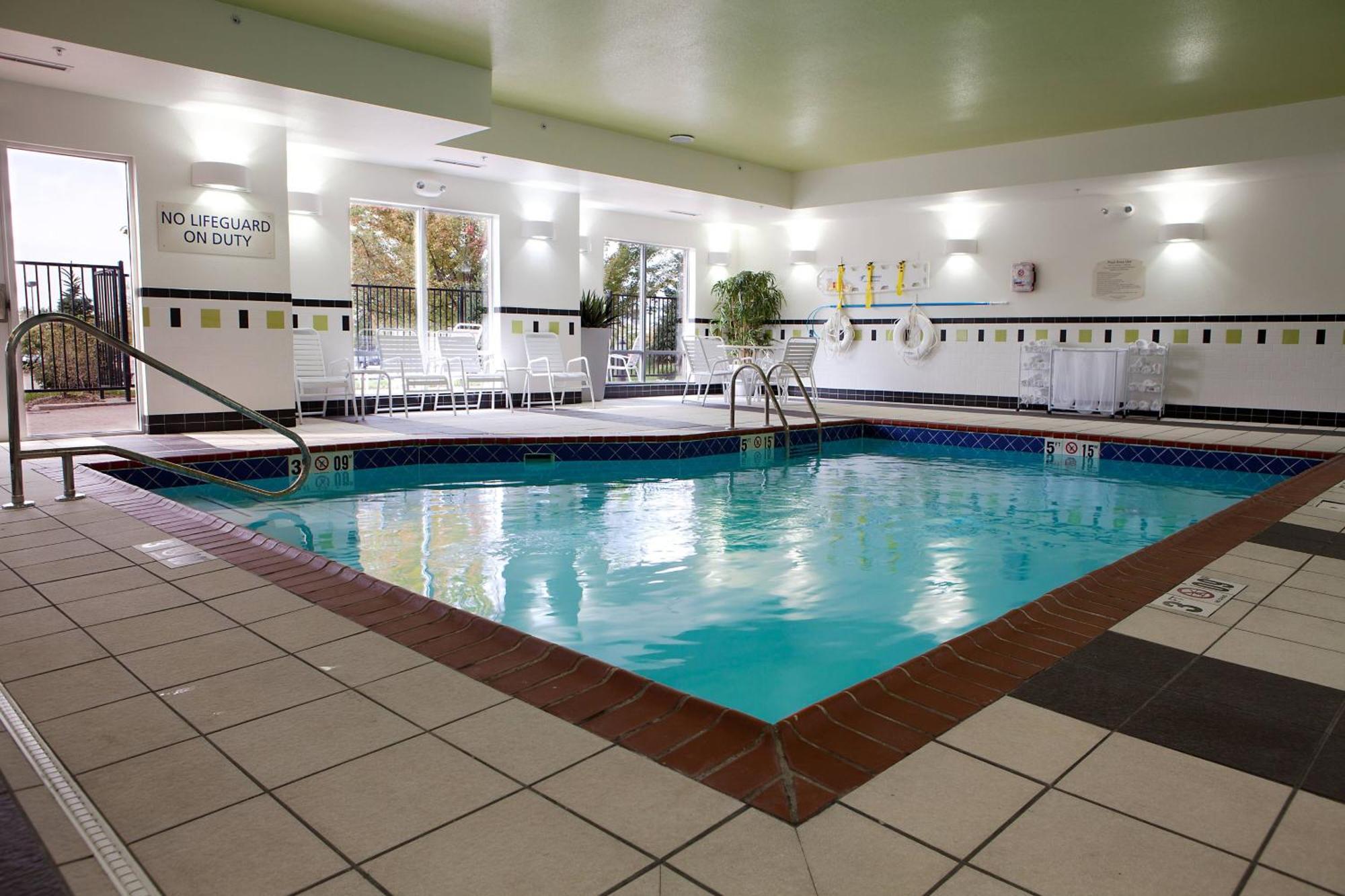 Fairfield Inn And Suites Flint Fenton Extérieur photo