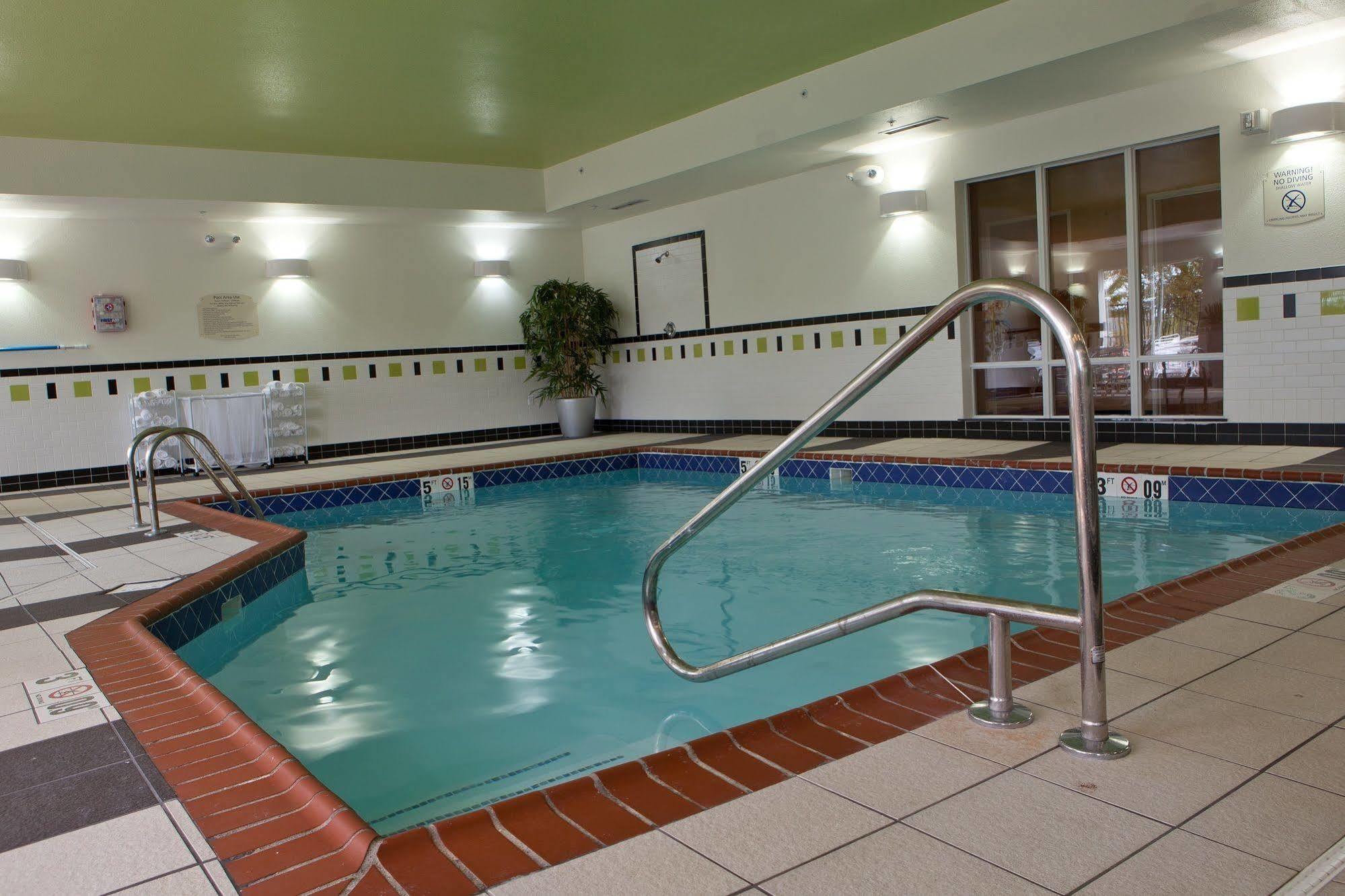 Fairfield Inn And Suites Flint Fenton Extérieur photo